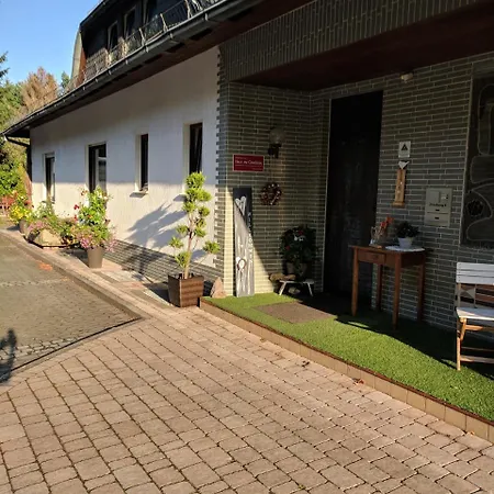Haus Am Grasberg * Poppenhausen